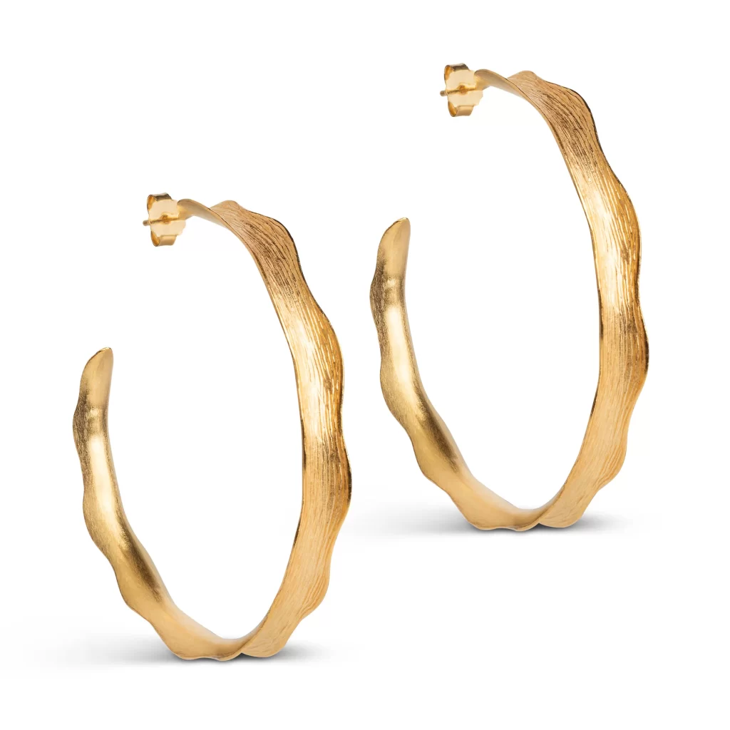 large and oversized hoops are one of the hottest jewelry trends in 2024 